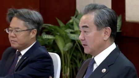 FM Wang Yi meets Vietnamese and Thai counterparts - CGTN