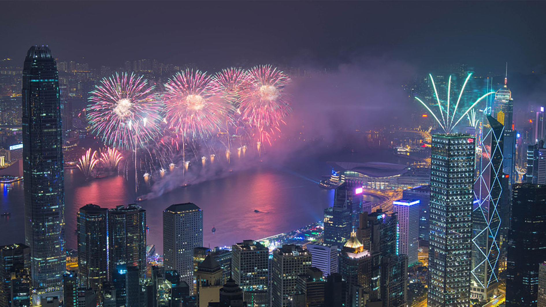 hong-kong-holds-fireworks-show-to-celebrate-lunar-new-year-cgtn