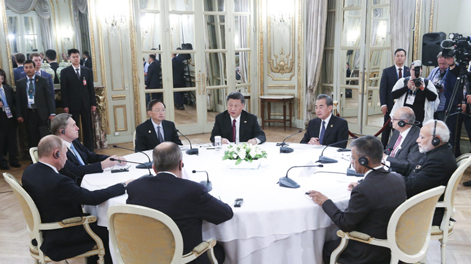 Chinese President Xi Jinping, Russian President Vladimir Putin and ...