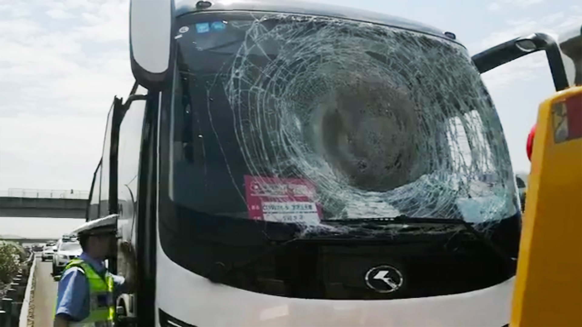 A spare tire fell from a truck and hit a coach carrying 16 passengers