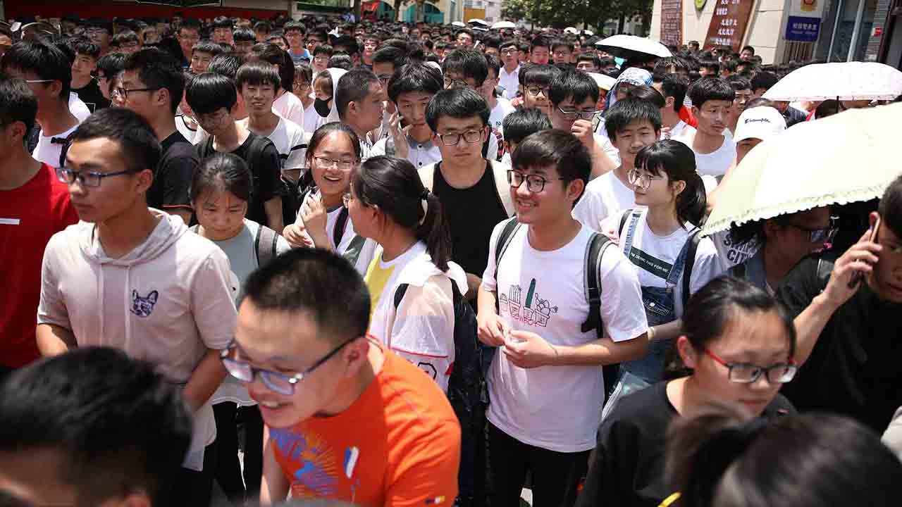 9.75 mln Generation Zers sit for China's college entrance exams - CGTN